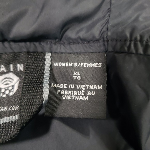 Mountain Hardwear Black Utility Jacket with Hood - Picture 10 of 16